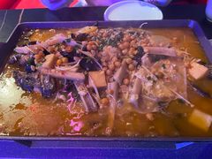 蒜味烤鱼-粉墨特色菜·烧烤音乐酒馆