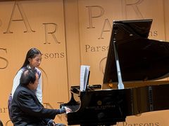 -柏斯音乐艺术中心·钢琴·吉他(上音店)