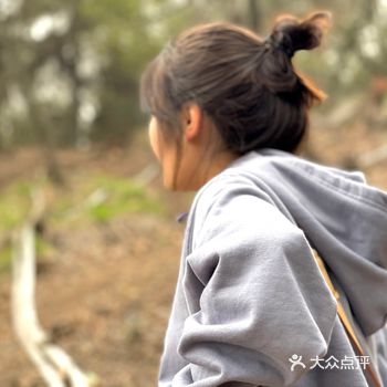 结果到山顶已经4:30了，一定要记得