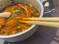 -丽丽三鲜螺蛳粉(田林路店)