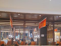 -阿瓦山寨·湘菜现炒·剁椒鱼头王(咸阳总店)