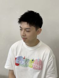 -Tloml salon
