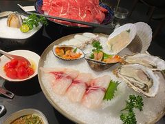 -鲜入唯煮·港式海鲜牛肉火锅(金宝街店)