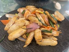 -三姐妹·海鲜大排档