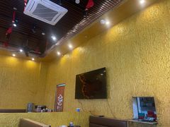 -蜀八婆鲍鱼鸡煲虾(宝安坪洲店)