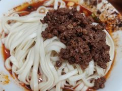素椒杂酱面面-小谭豆花(西大街店)