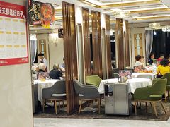 大堂-稻香酒家·34年老字号·港式粤菜(侨光店)