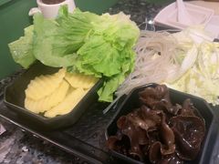 -一席地·本地鸡窝·杭帮鸡火锅(萧山银隆百货店)