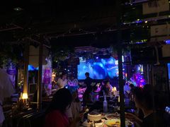 -胡桃里乐队酒馆