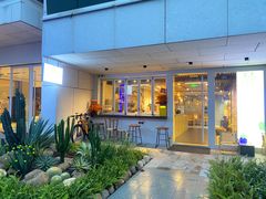 -ommo cafe(半岛城邦店)