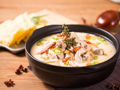-煲宫猪肚鸡(晶品店)