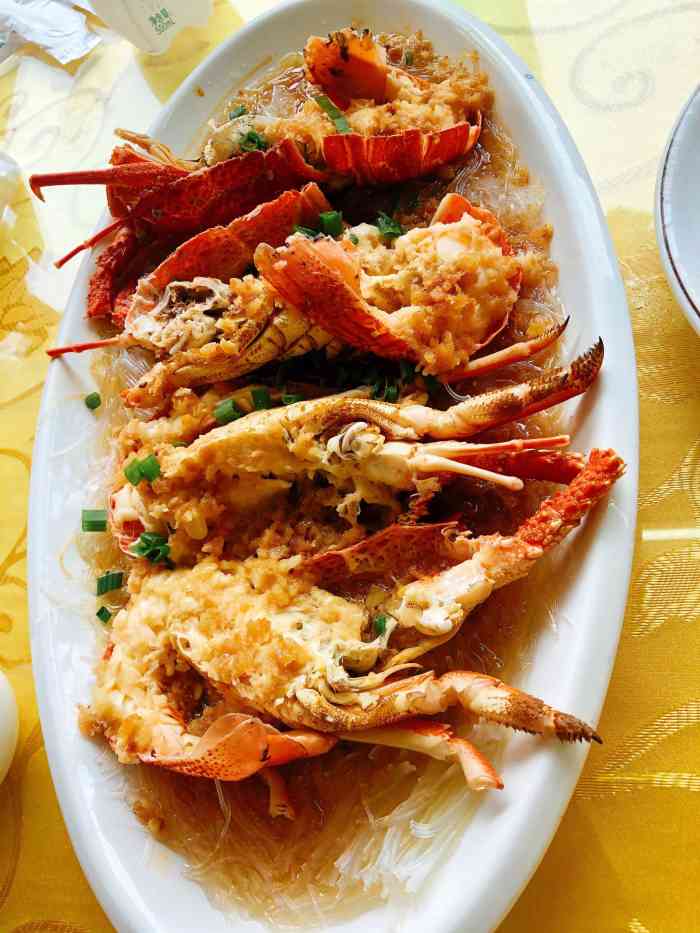 三甲港海鲜排挡-"中午同事说带我来吃下三甲港的海鲜,果断驱.