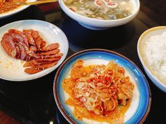-川流不息·地道川菜·小龙虾(新松江路店)