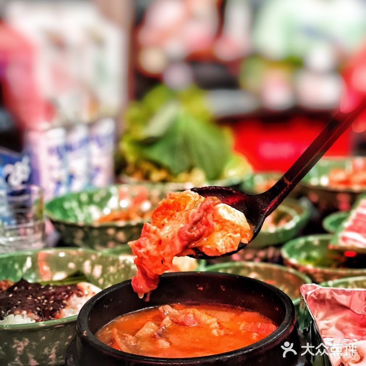 来冷三先生喝韩国🇰🇷炸弹酒💥