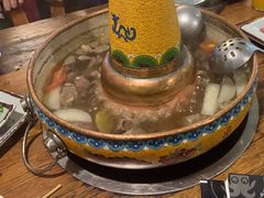 -毛辣果·贵州红酸汤牛肉火锅(西单店)