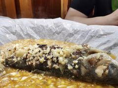 蒜香纸包鱼-三煮纸包鱼(青岛总店)