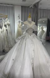 点击看大图 -LOVE SHINE婚纱·红鼎庄龙凤褂·妈妈装定制