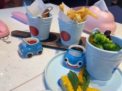 -水桶王国主题餐厅·聚会·生日派对·亲子活动·家庭套餐(亚龙湾希尔顿店)