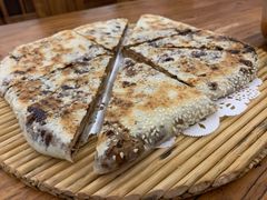 麻酱糖饼-南磨房食府(燕莎奥特莱斯购物中心店)