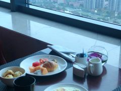 -上海龙之梦万丽酒店