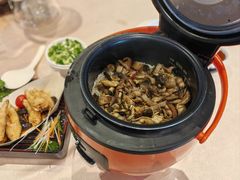 电饭煲焗黄鳝饭-聚福宝合苑食府(南头镇店)