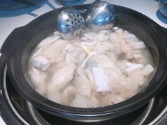 竹笙椰子鸡-百年果林椰子鸡(中洲店)