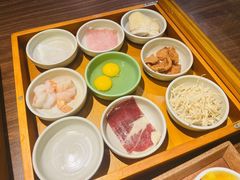 -良米山·云南野生菌过桥米线(上海首店)