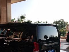 -鸿腾国际大酒店-海鲜姿造海鲜烤肉自助餐