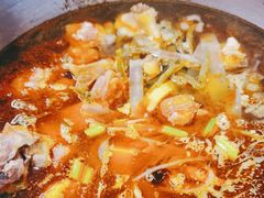-人民公社铁锅炖·东北菜(卫国道店)