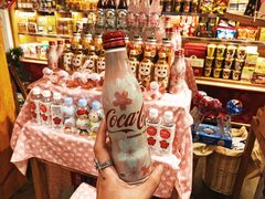 樱花季可口可乐-猫相扑零食杂货铺(欧洲城店)