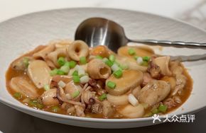 Stewed East Mountain Abalone with Taizhou Rice Cake