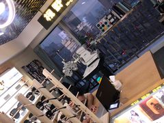 -视野联行眼镜·蔡司·控优点授权(长白万象汇店)