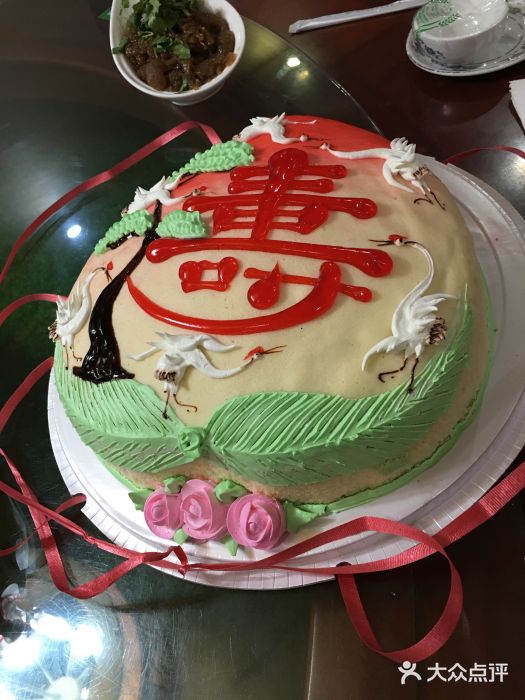 四远香糕点(长江道店)传统蒸制大寿桃蛋糕图片