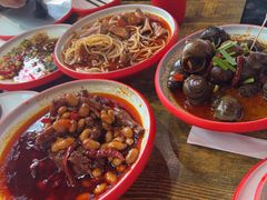 -老闵田螺馆·南昌特色小炒(梦时代店)