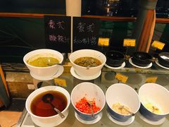 自助调料区-火舞泰·泰式海鲜火锅餐厅(世纪城店)