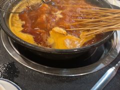-两三事小郡肝串串香火锅(桂庙店)