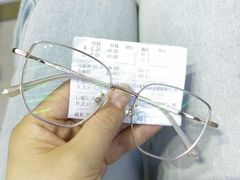 -罗伯特眼镜·蔡司官方授权(罗湖国贸店)