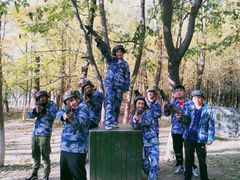 -亲兄弟真人CS团建拓展基地