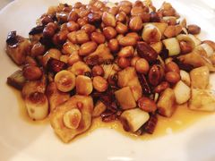 -兔行天下-鸿鹤鲜锅兔(中海国际店)