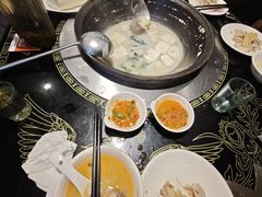 -陈大锅·岳阳鱼馆·地道岳阳菜(美食街店)