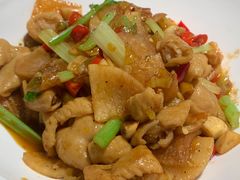 -佬麻雀·剁椒鱼头(京基KK One店)