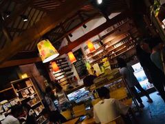-猫的天空之城概念书店(苏州平江店)