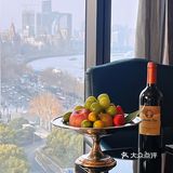 上海外滩老钱风奢牌酒店，竟然吃到繁花同款油墩子！