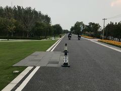 -南京眼步行桥