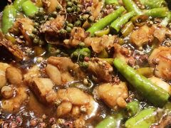 钱塘石锅蛙-老头儿油爆虾·1987杭州烟火味(湖滨银泰in77D区店)