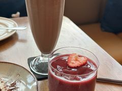 -ROAST coffee & eatery