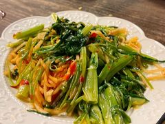 -缘生态云南菜·野生菌庭院餐厅(华侨城店)