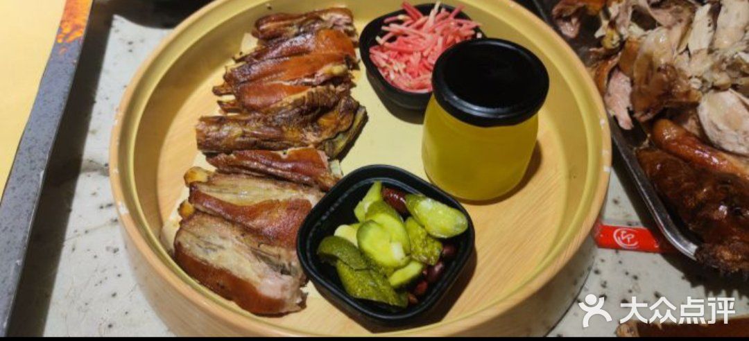 破瓦寒窑·地摊烤羊排图片