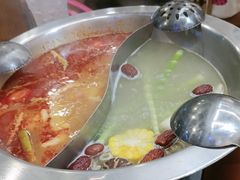 -黔哆哆地摊酸汤火锅(清湖店)
