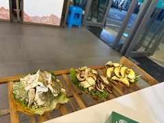 -菌海森林·非遗野生菌火锅(西山区滇池路摩根道店)